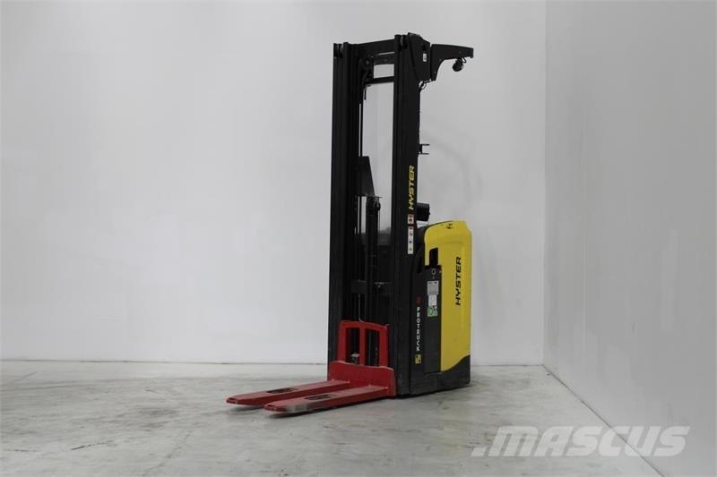 Hyster RS1.6 Pašgājēji krautnētāji