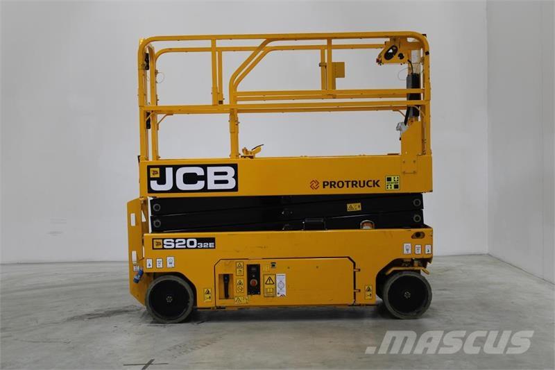 JCB S2032E Šķerveida pacēlāji