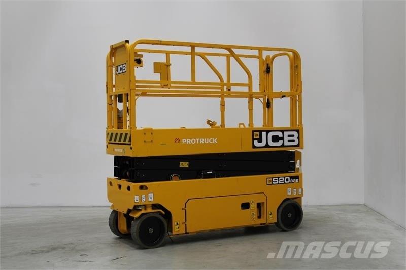 JCB S2032E Šķerveida pacēlāji