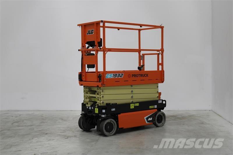 JLG R1932 Šķerveida pacēlāji