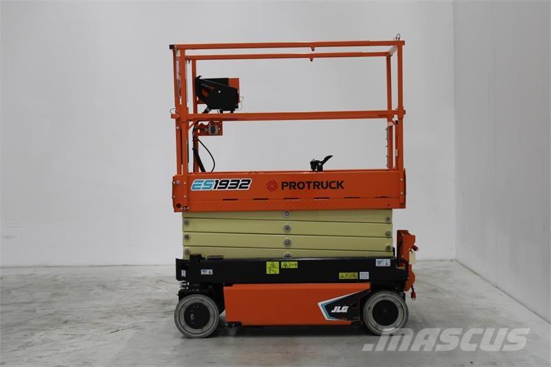 JLG R1932 Šķerveida pacēlāji