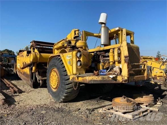 CAT 633 Skrēperi