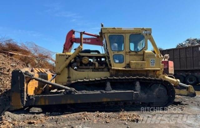CAT D8 Kāpurķēžu buldozeri