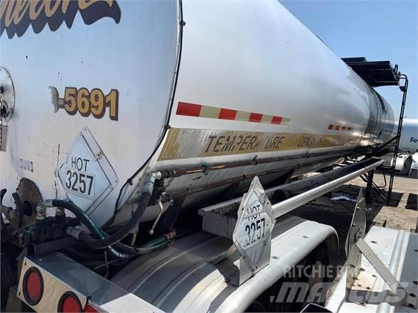 Etnyre STEEL 7,500 Autocisternas