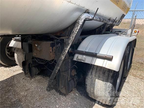 Etnyre STEEL 7,500 Autocisternas