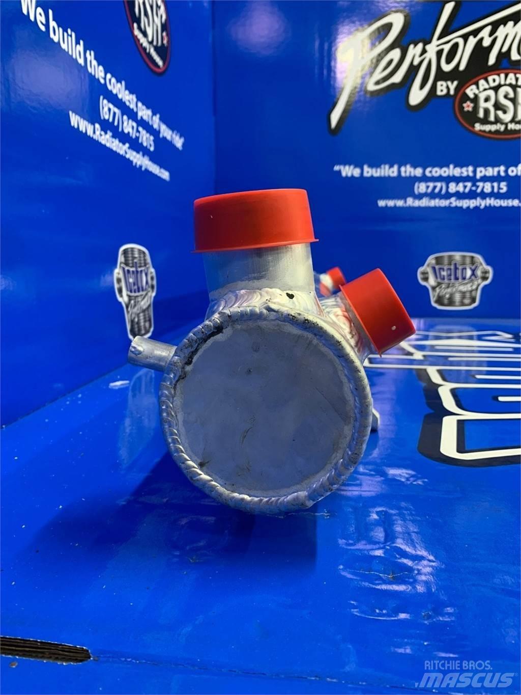 CASE 821B Radiatori