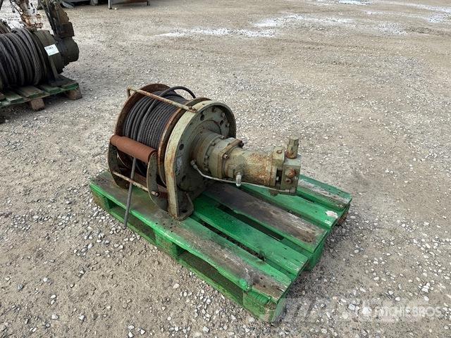  Winch Pacēlāji, vinčas un materiālu lifti