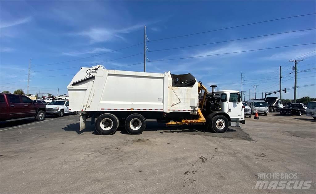 Autocar ACX64 Atkritumu izvešanas transports
