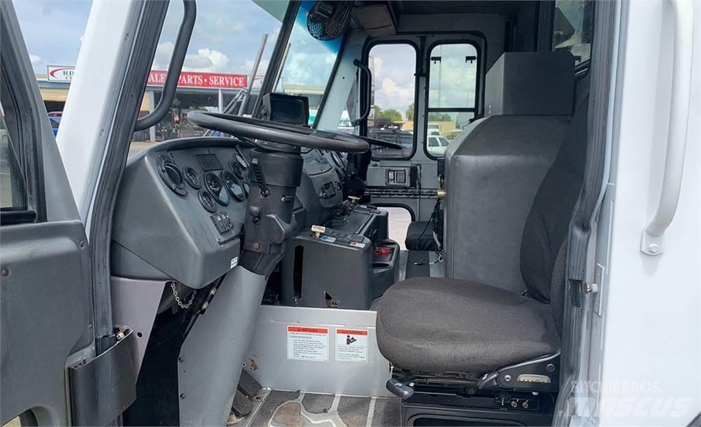 CCC LET2 Atkritumu izvešanas transports