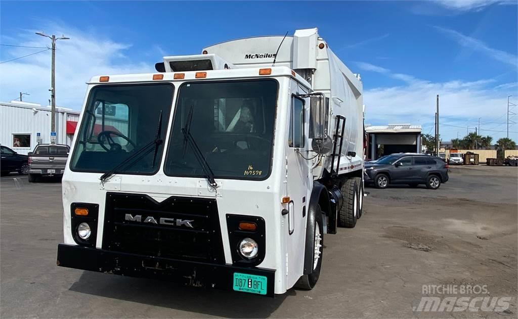 Mack LEU613 Atkritumu izvešanas transports
