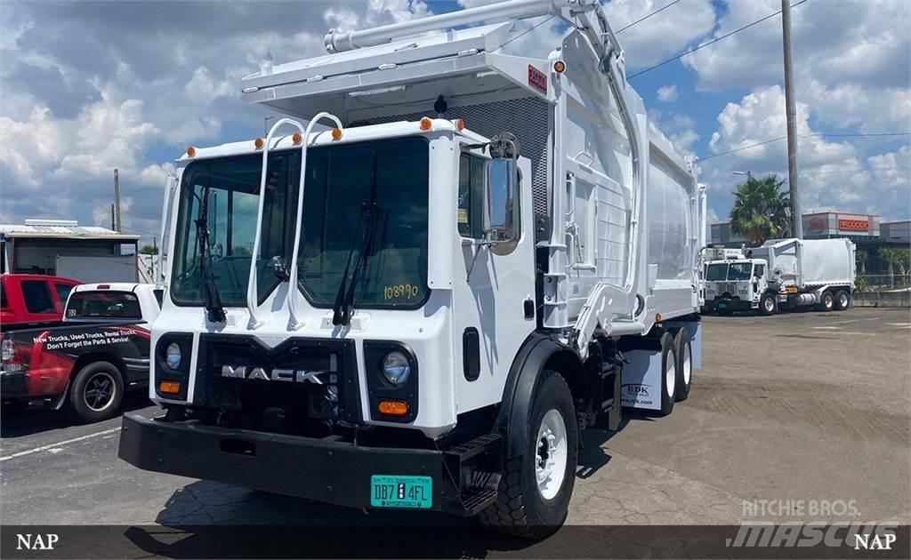 Mack LEU613 Atkritumu izvešanas transports
