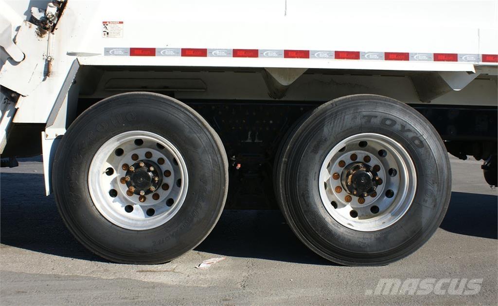 Mack TE64 Atkritumu izvešanas transports