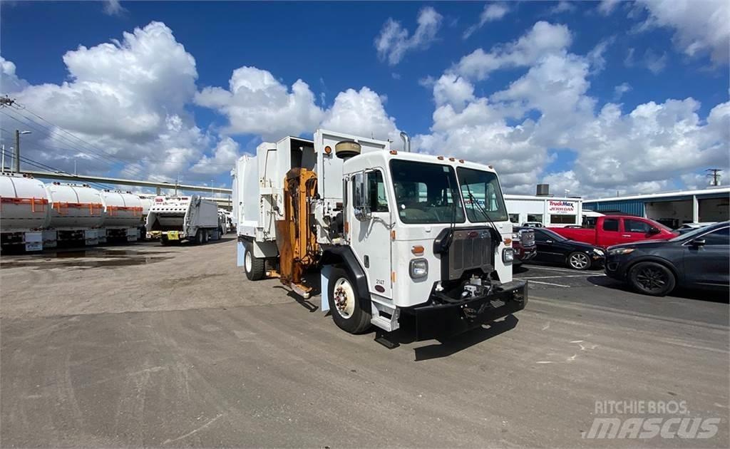 Peterbilt 520 Atkritumu izvešanas transports