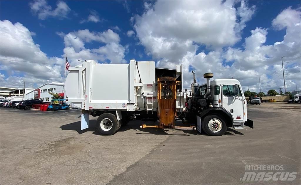 Peterbilt 520 Atkritumu izvešanas transports