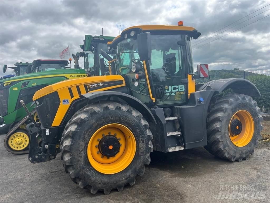 JCB 4220 Cits lopkopības aprīkojums