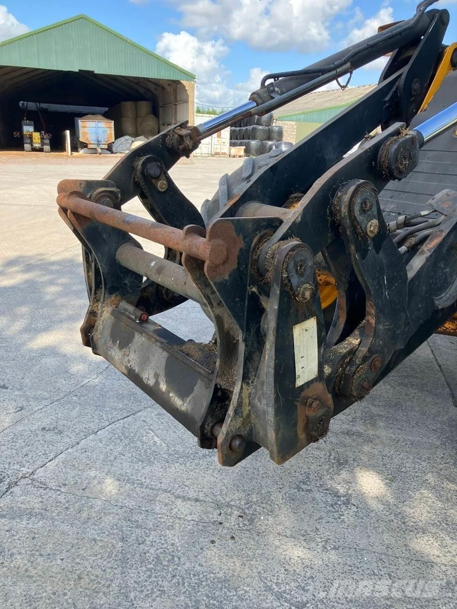 JCB 436 Lauksaimniecības pacēlāji