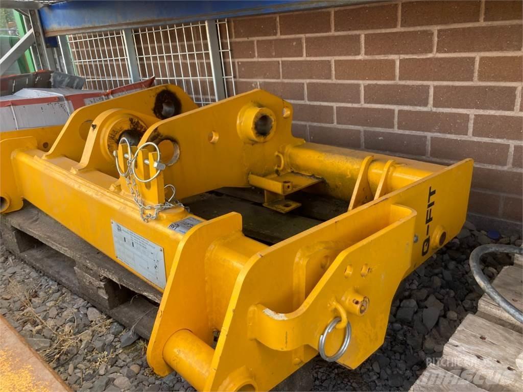 JCB Q-FIT Lauksaimniecība- Citi