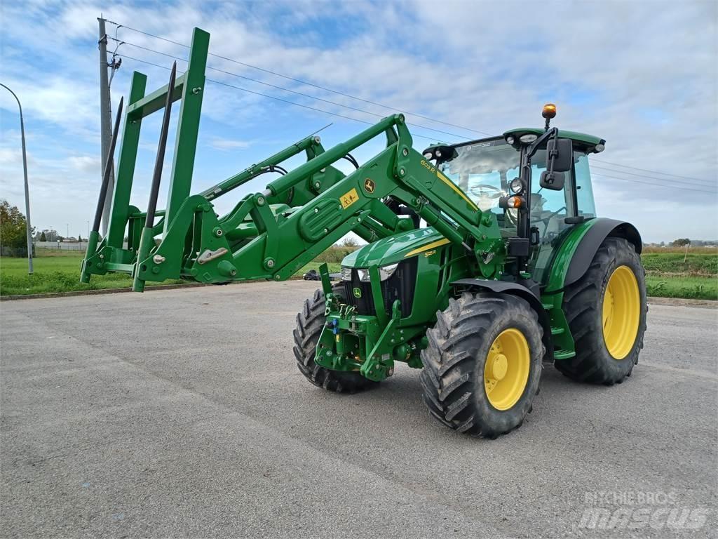 John Deere 5125R Traktori