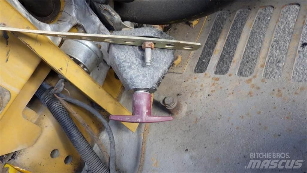 CAT 306E2 Kāpurķēžu ekskavatori