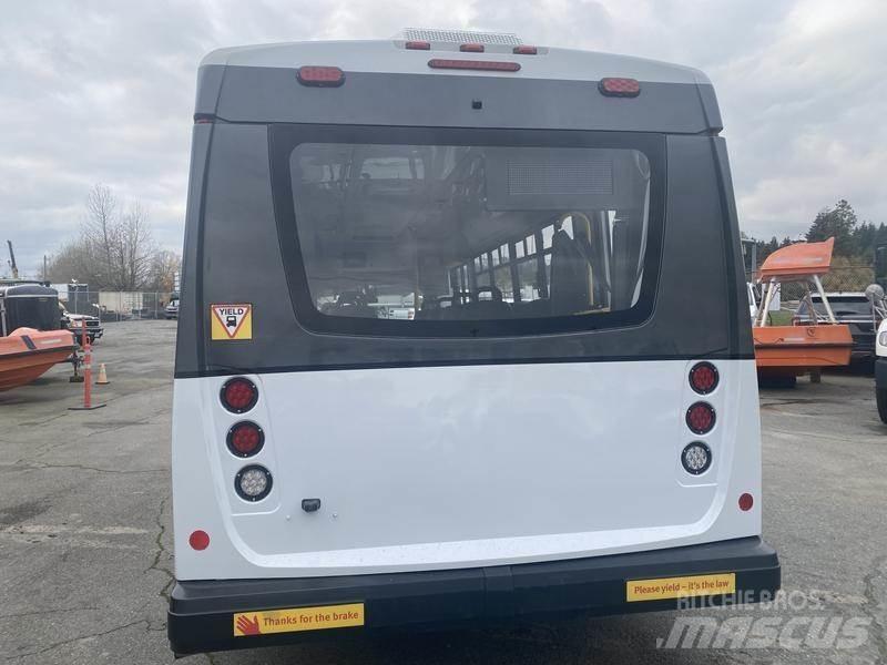 Chevrolet Express Mikroautobusi