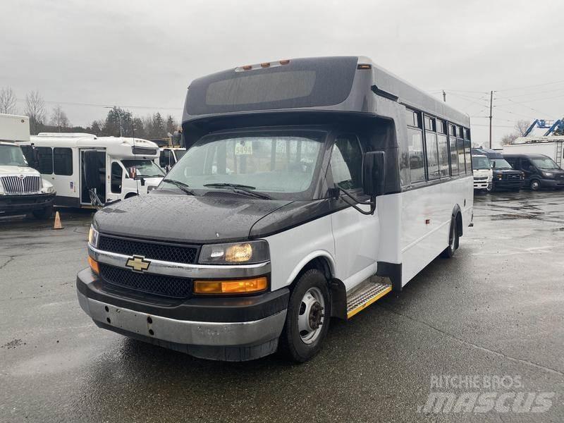 Chevrolet Express Mikroautobusi