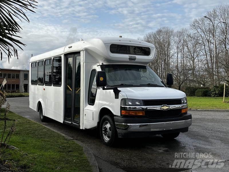 Chevrolet Express Mikroautobusi