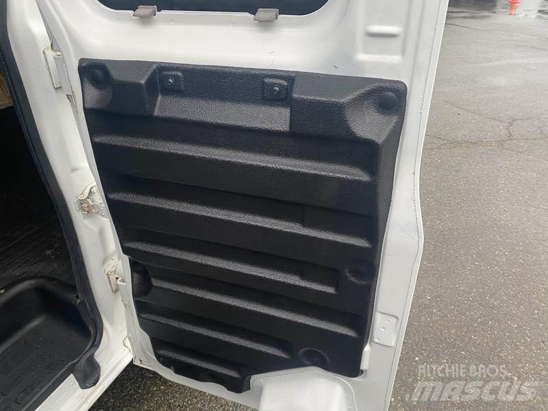 Chevrolet Express Preču pārvadāšanas furgoni