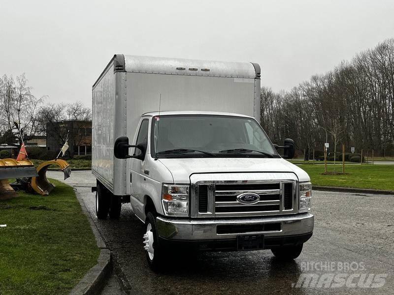 Ford Econoline Preču pārvadāšanas furgoni