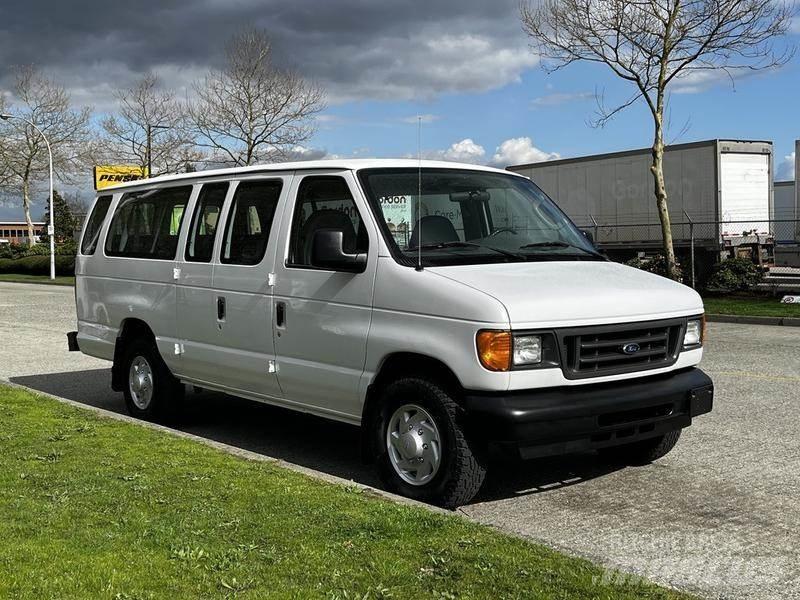 Ford Econoline Automašīnas