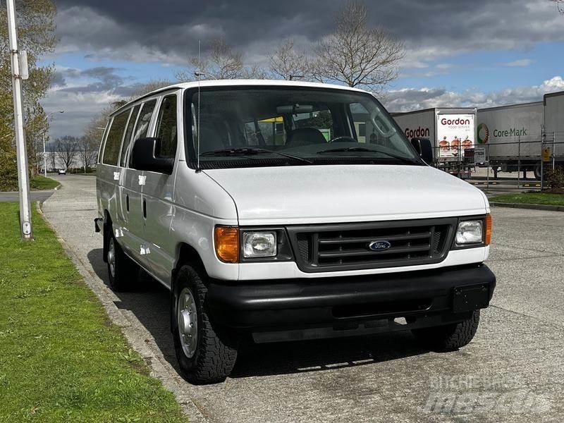 Ford Econoline Automašīnas