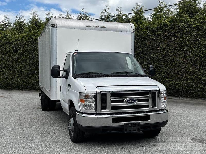 Ford Econoline Preču pārvadāšanas furgoni
