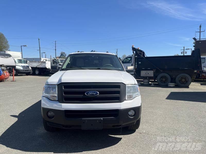 Ford Expedition Automašīnas