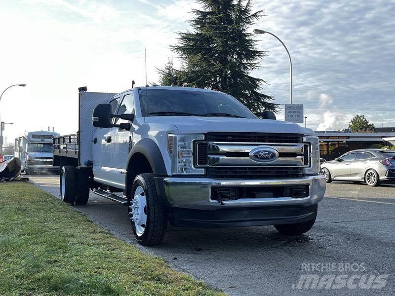 Ford F-450 SD Platformas/izkraušana no sāniem