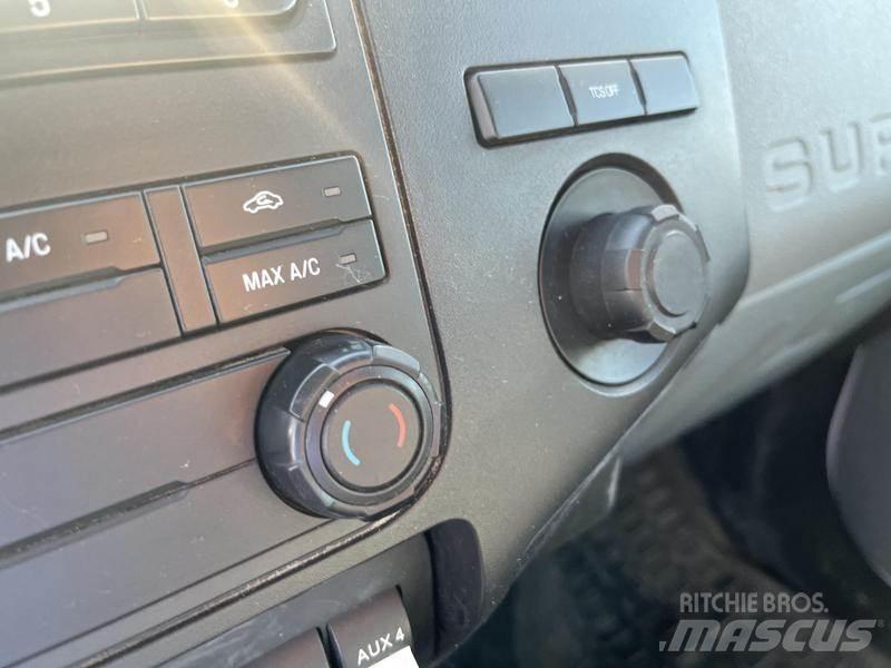 Ford F-450 SD Pilsētas atkritumvedēji