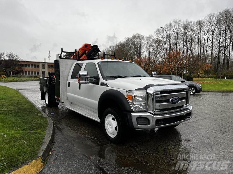 Ford F-550 Smagās mašīnas ar celtni