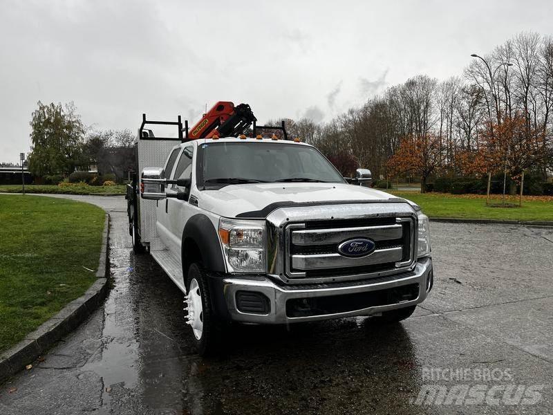 Ford F-550 Smagās mašīnas ar celtni