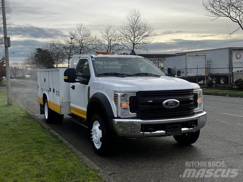 Ford F-550 Pilsētas atkritumvedēji