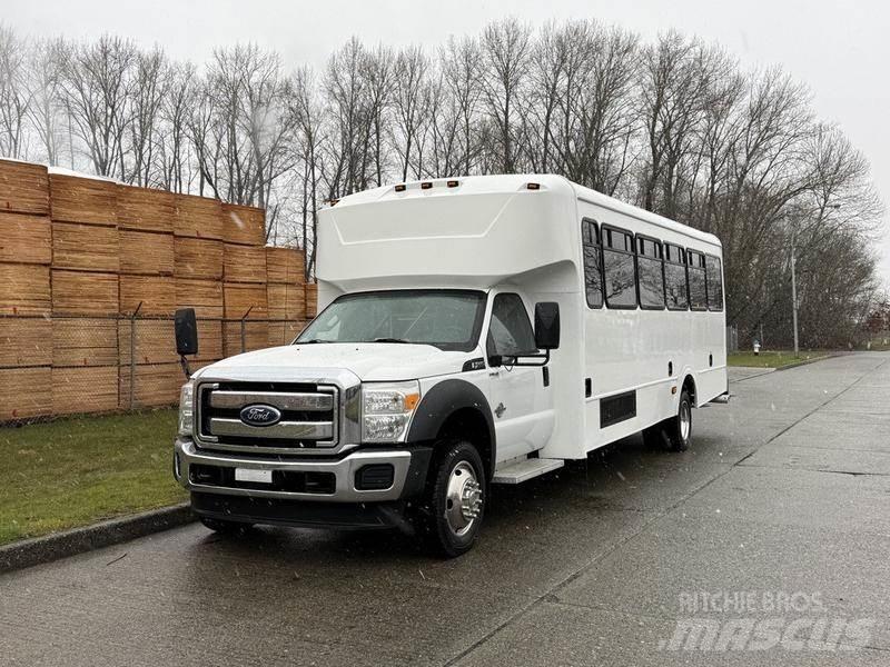 Ford F-550 Mikroautobusi