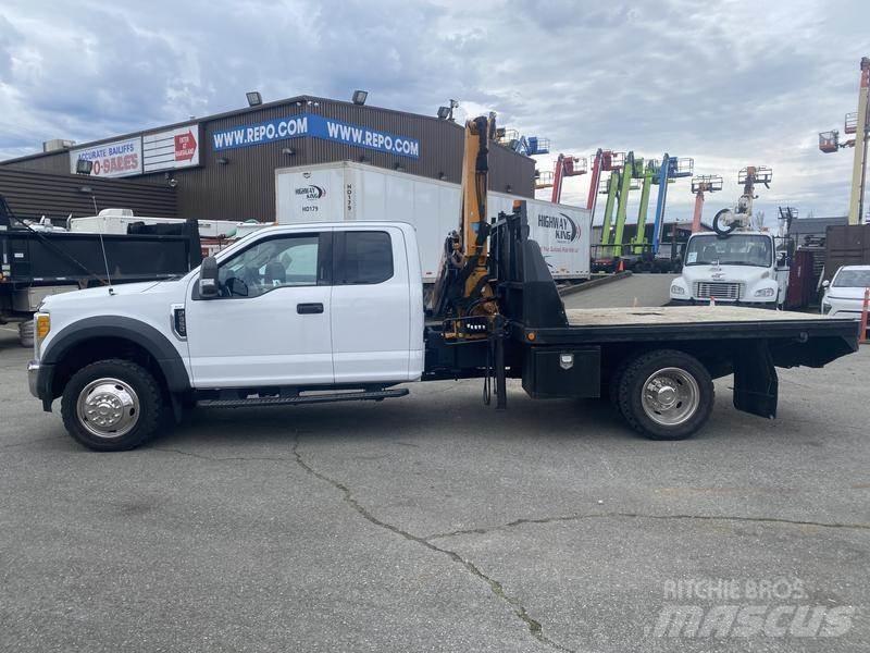 Ford F-550 Smagās mašīnas ar celtni
