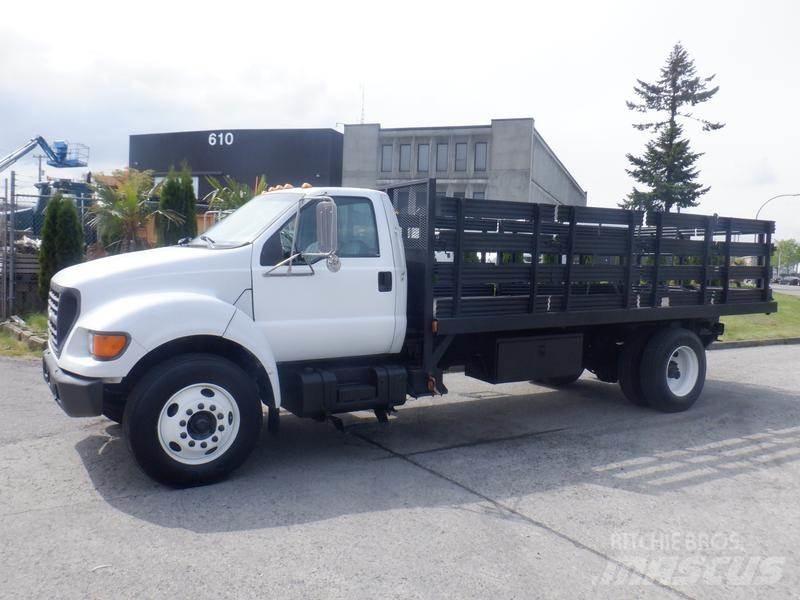 Ford F-650 Platformas/izkraušana no sāniem