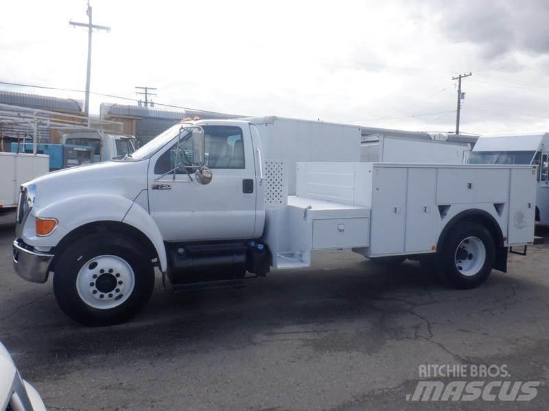 Ford F-750 Pilsētas atkritumvedēji