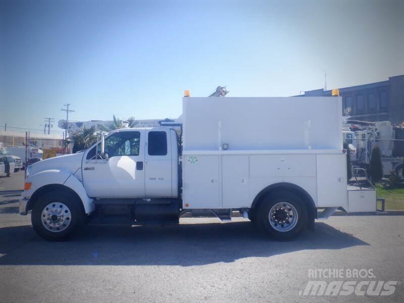 Ford F-750 Pilsētas atkritumvedēji