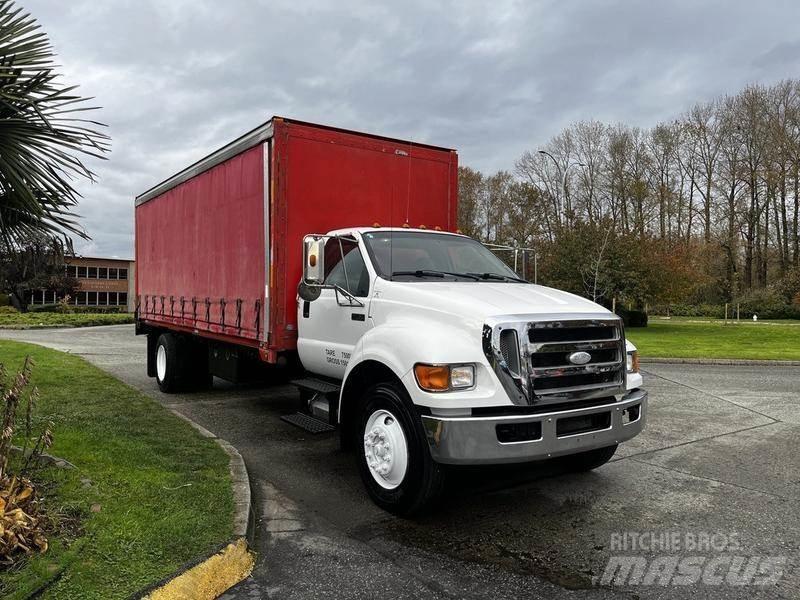 Ford F-750 Preču pārvadāšanas furgoni