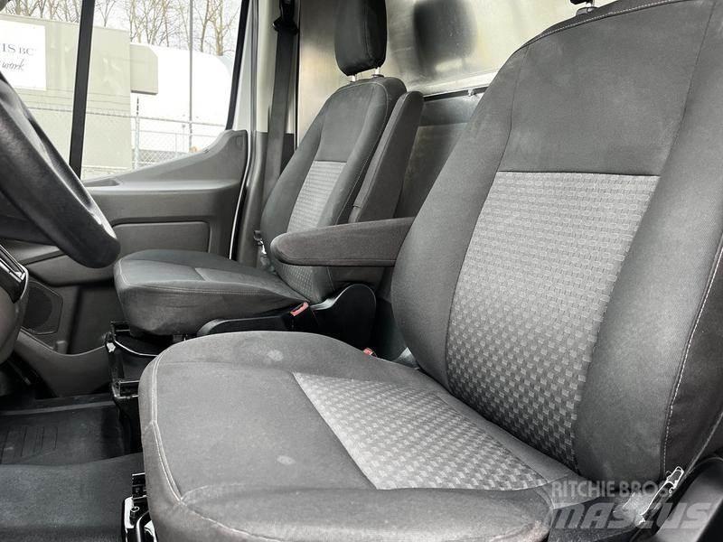 Ford Transit Preču pārvadāšanas furgoni