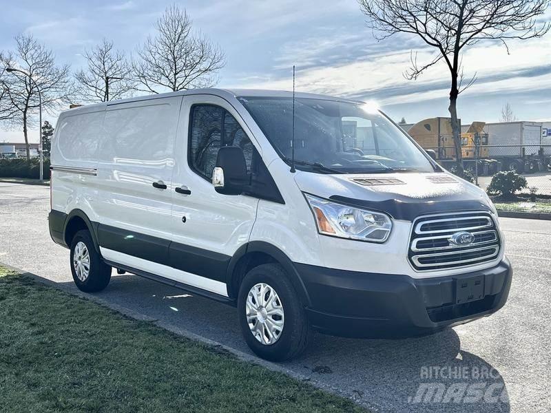 Ford Transit Preču pārvadāšanas furgoni