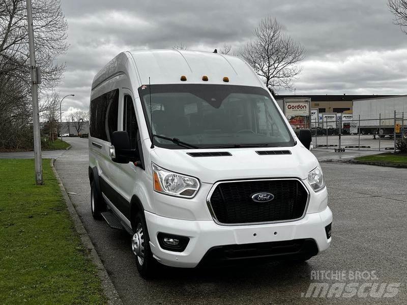 Ford Transit Automašīnas