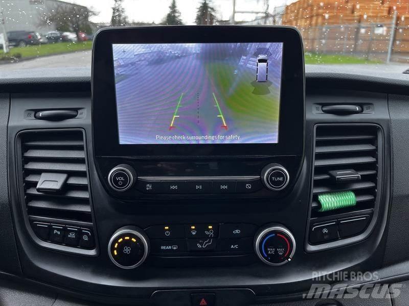 Ford Transit Automašīnas