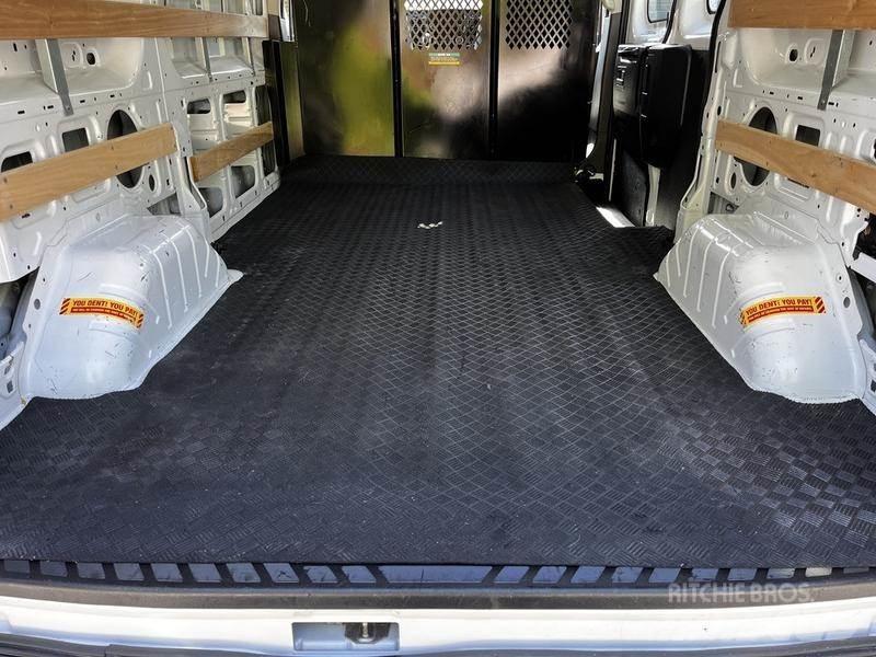 Ford Transit Preču pārvadāšanas furgoni