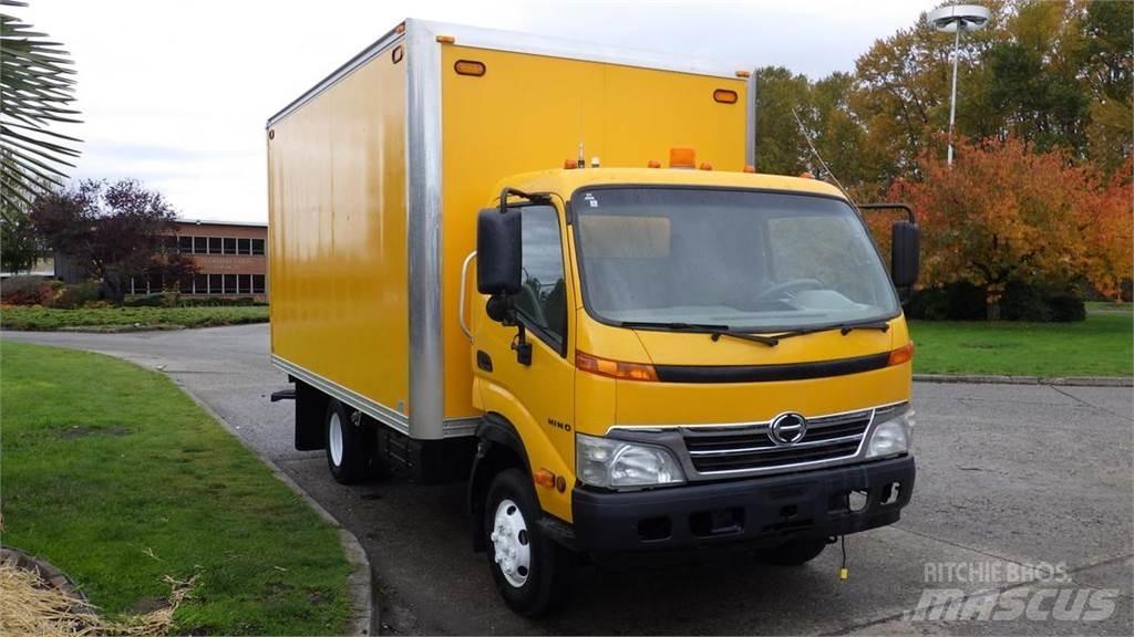 Hino 145 Preču pārvadāšanas furgoni