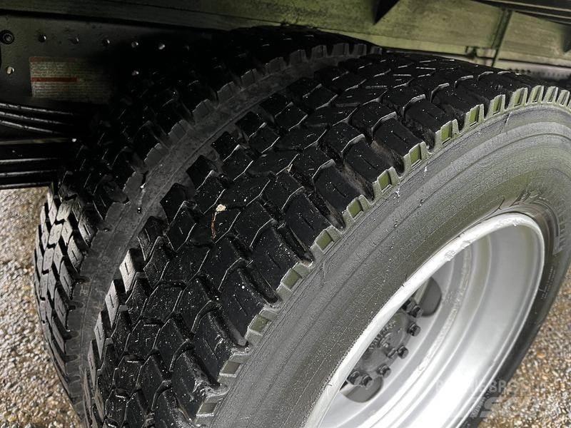 Hino 195 Preču pārvadāšanas furgoni